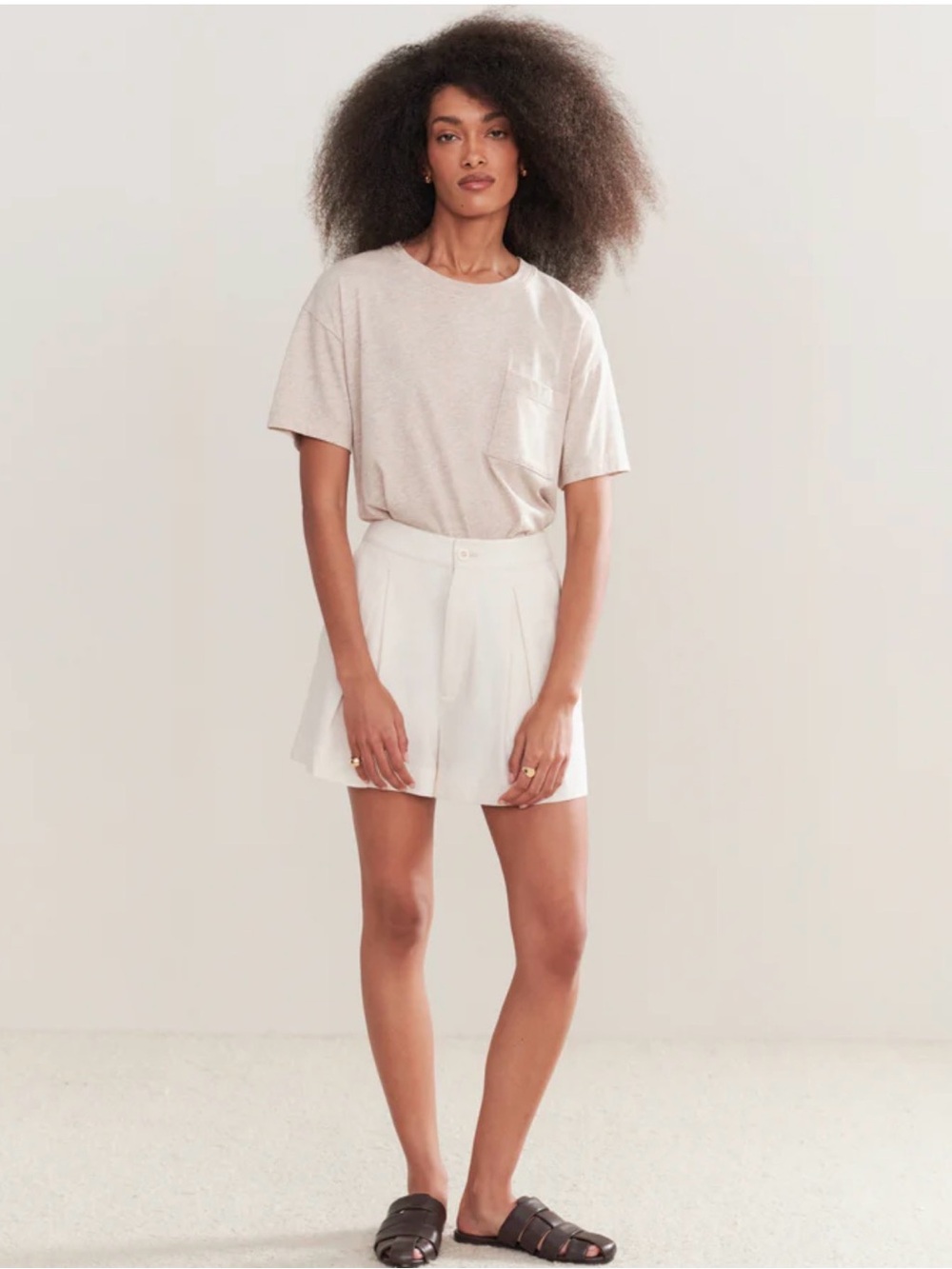 Jenni Kayne T-Shirt M Cotton Blend SS Pocket Beige Capsule Basic Modern Relaxed - Picture 2 of 9